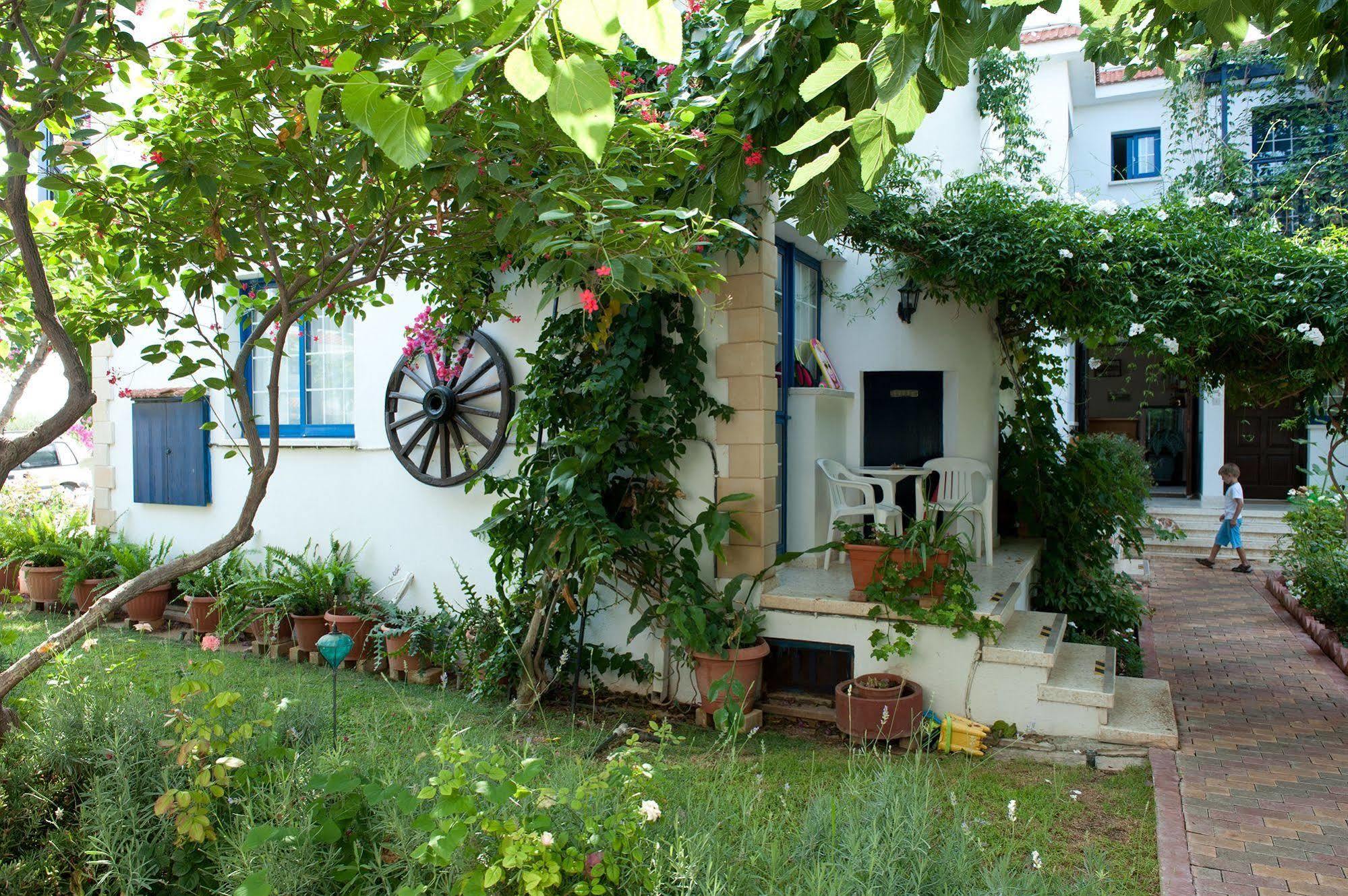 Bay View Hotel Apartments Polis Kültér fotó